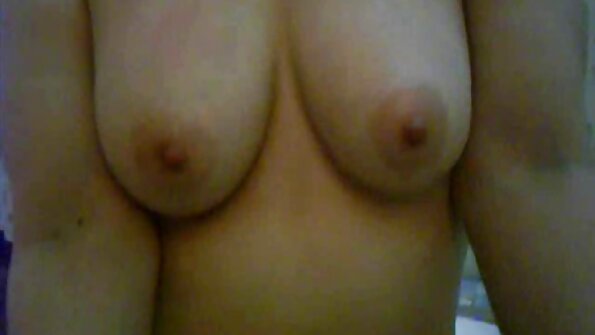 Intan Dicekel Bologna Enak Ing Latar Belakang