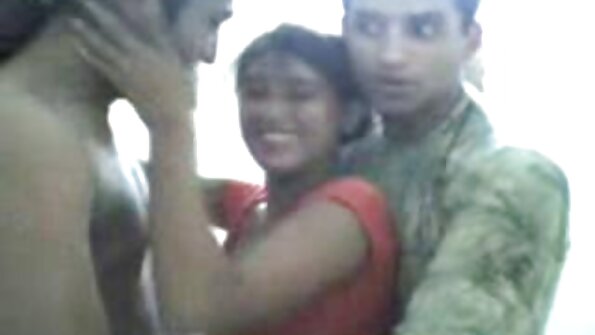 Sekretaris Pirang Nemu Tit Bajingan