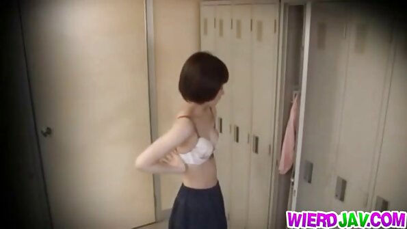 Sarapan Gios Digawa Dening Vanessa Videl Ing Amben