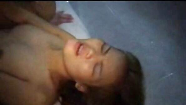 Ireng rambut bayek iku nunggang hard pitik jago