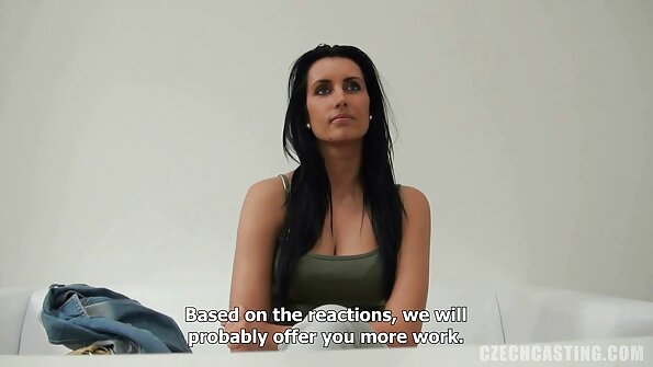 Ebony MILF Pamer Bojo Bokong Pipi