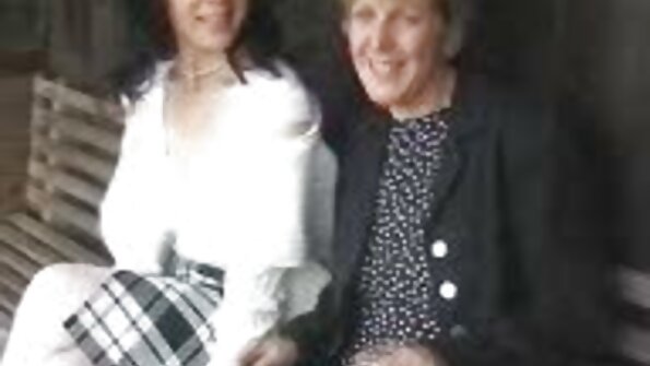 Hot MILF Alison Bintang Down On A Schlong