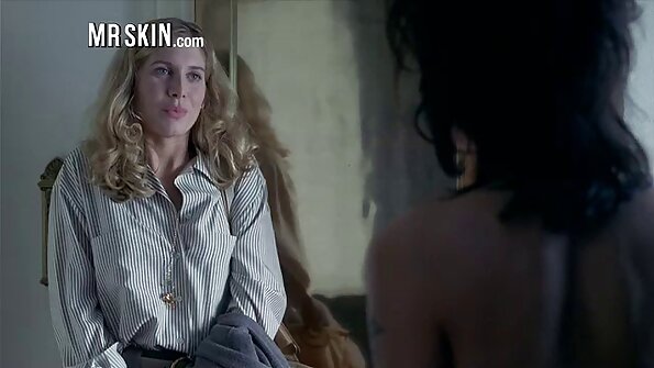 Pedhes brunette anya krey kawin perverted lawas wong ing kursi