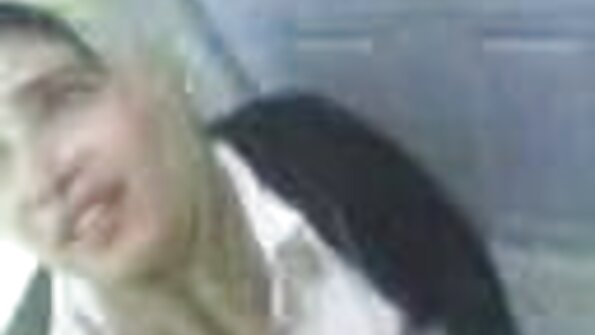 Kurang ajar tanggal karo hot milf