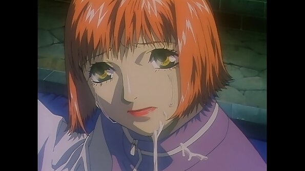 lemu ibu Montse Swinger kawin luwih enom wong ing kamar urip