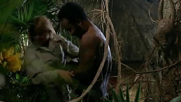 oriental asu njupuk malah karo dheweke mungsuh boyle