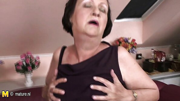 Angelica bakal kejiret masturbasi lan bajingan ing jedhing