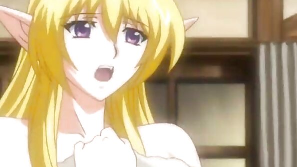 Athletic ebony kawin dheweke sak kamar ing padusan