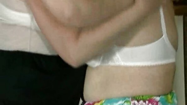 wong telu, hardcore, klompok jinis, mobil, milfs, creampie, kamar turu, gangbang