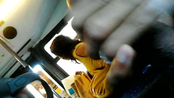 Bocah-bocah wadon kuliah sing panas asring pesta