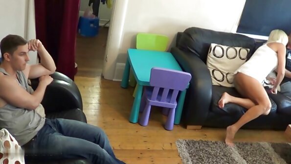 Amatir babe punika kurang ajar dheweke mesum driver